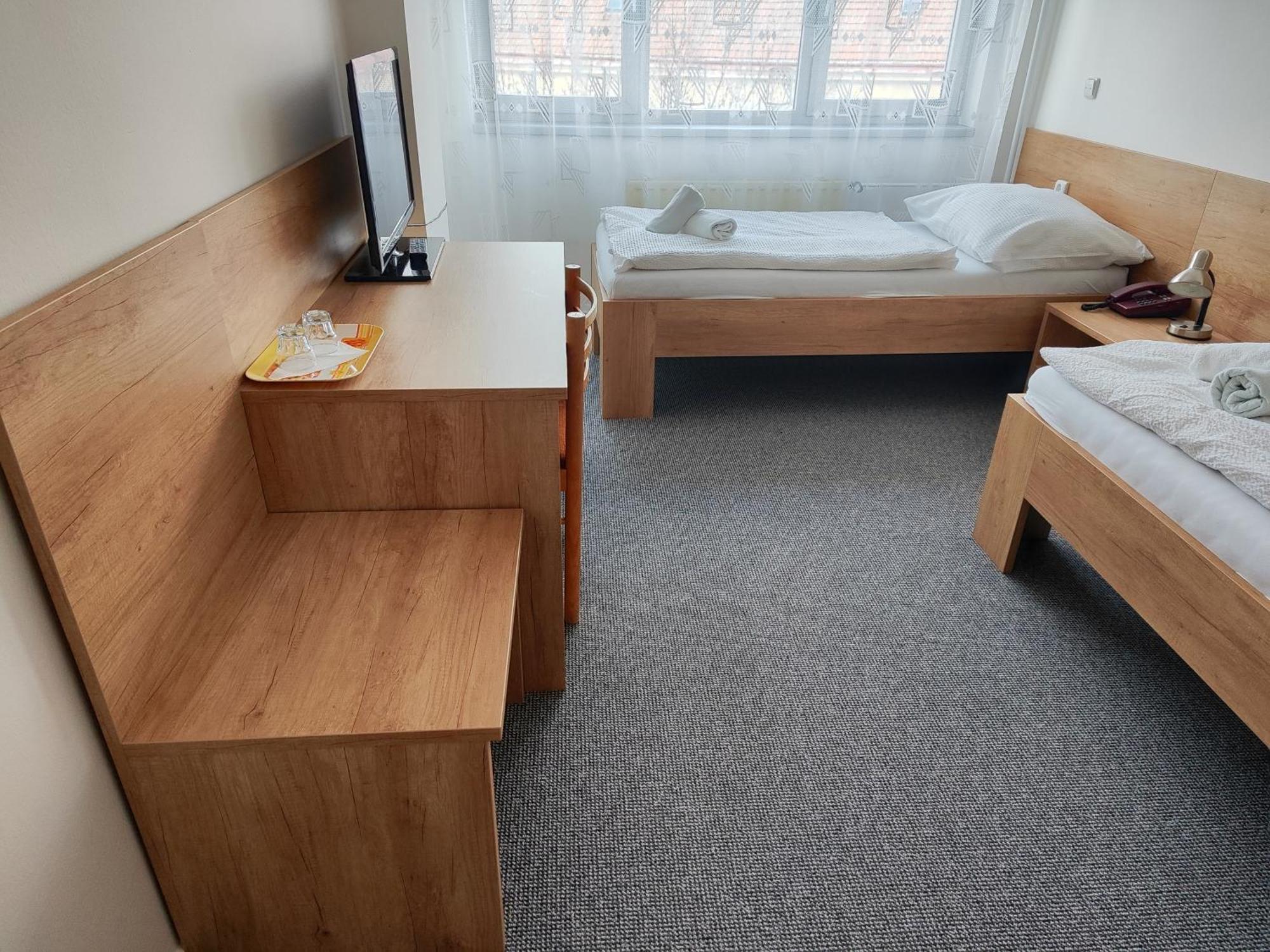 Hotel Panon Hodonin Ngoại thất bức ảnh