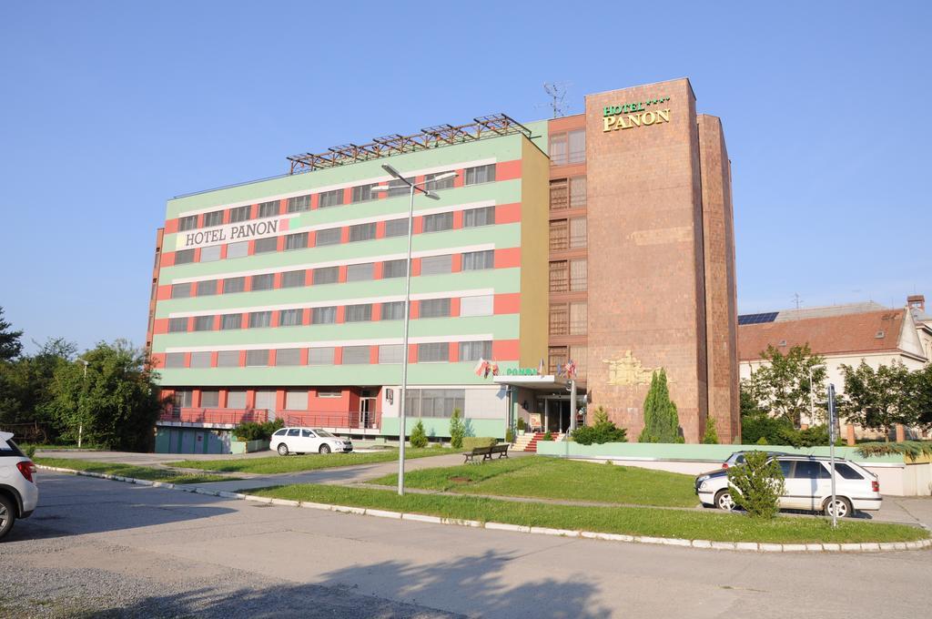 Hotel Panon Hodonin Ngoại thất bức ảnh